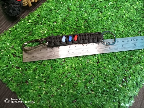 Paracord keyring keychain - keyring,